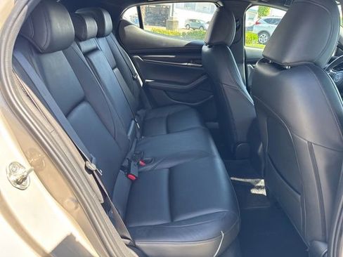 Used 2024 MAZDA MAZDA3 s FWD image 11