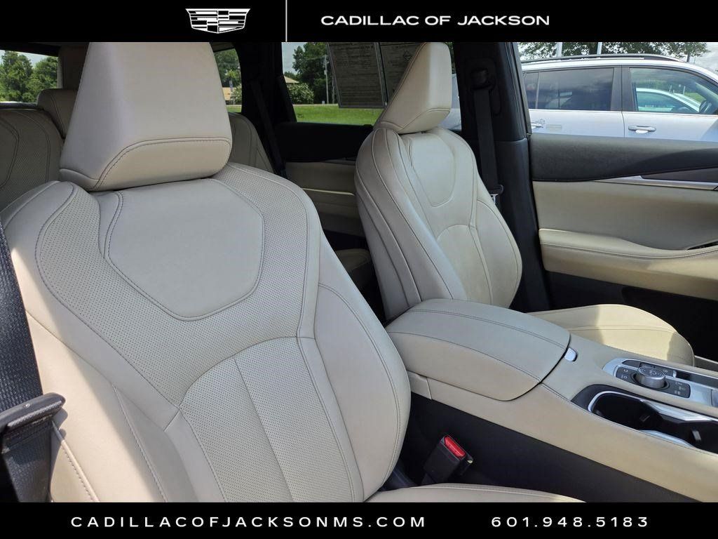 Used 2023 INFINITI QX60 Luxe w/ Cargo Package AWD/4WD image 30