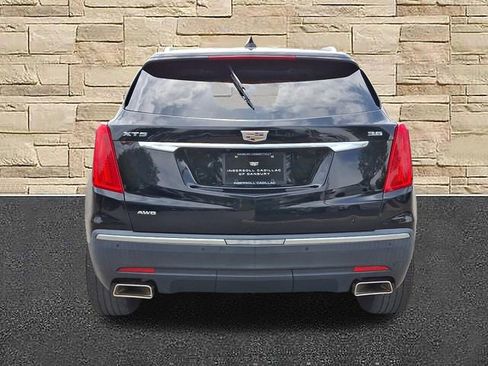 Used 2017 Cadillac XT5 Luxury w/ Driver Awareness Package AWD/4WD image 3