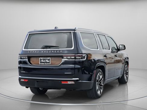 Used 2023 Jeep Grand Wagoneer Series III image 6