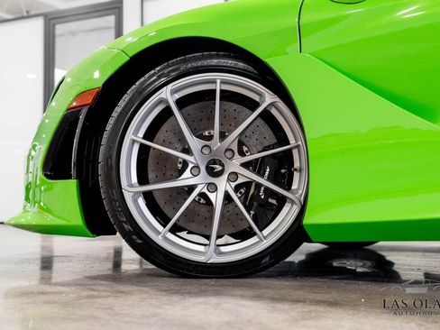 Used 2026 McLaren 750S Spider RWD image 28