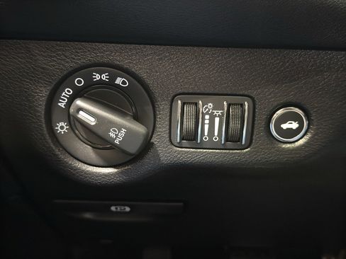 Used 2021 Dodge Challenger R/T Scat Pack w/ Plus Package image 25