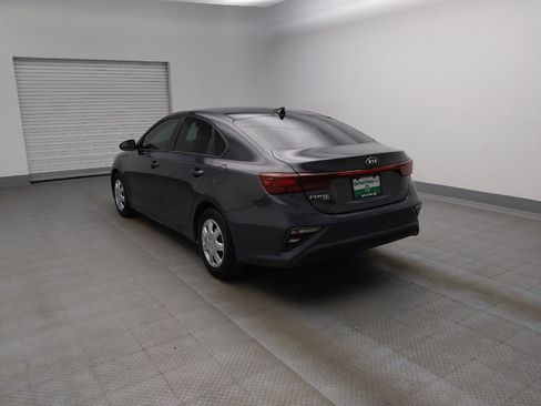 Used 2021 Kia Forte FE image 5
