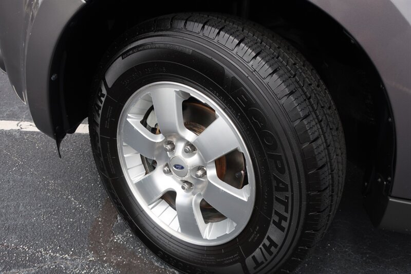 Used 2010 Ford Escape Limited FWD image 36