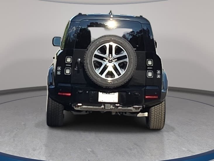 New 2026 Land Rover Defender 110 X-Dynamic SE AWD/4WD image 6
