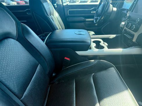 Used 2022 RAM 1500 Laramie AWD/4WD image 11