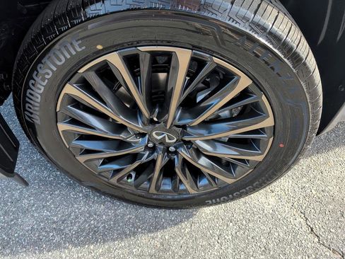 New 2026 INFINITI QX80 Autograph w/ Premium Cargo Package image 8