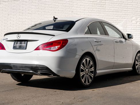 Used 2018 Mercedes-Benz CLA 250 image 7