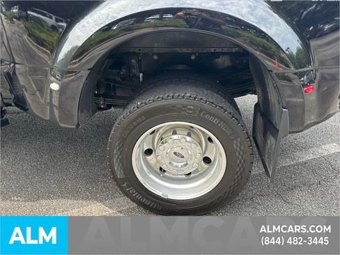 Used 2024 Ford F450 Limited w/ FX4 Off-Road Package image 23