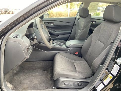 Used 2024 Honda Accord EX image 33