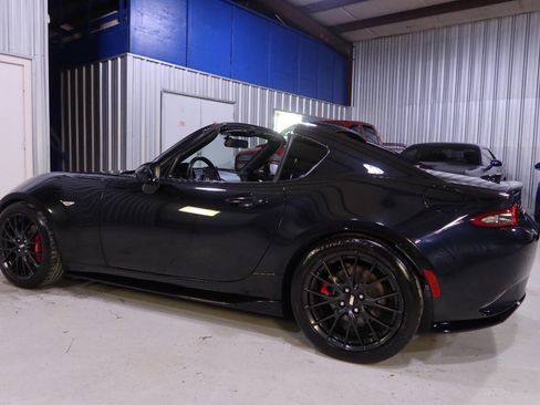 Used 2019 MAZDA MX-5 Miata RF Club w/ Brembo/BBS Recaro Package image 2