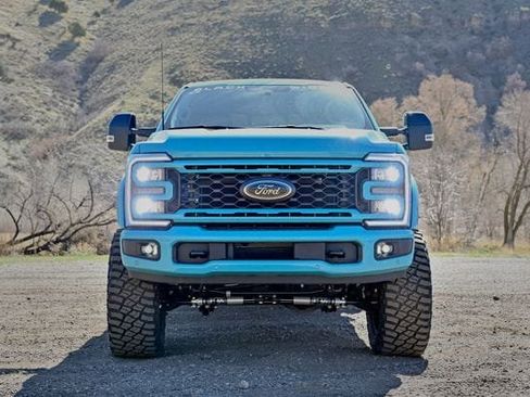 New 2026 Ford F250 Lariat w/ Black Appearance Package AWD/4WD image 4