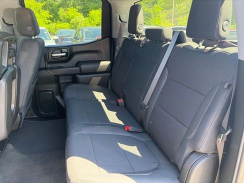 Used 2020 Chevrolet Silverado 1500 LT AWD/4WD image 14