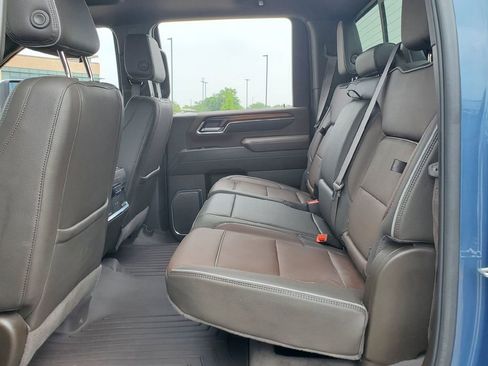 Used 2024 GMC Sierra 2500 Denali w/ Denali Reserve Package AWD/4WD image 19