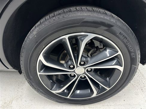 Used 2021 Buick Encore GX Select image 16