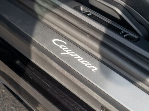 Certified 2024 Porsche 718 Cayman image 17