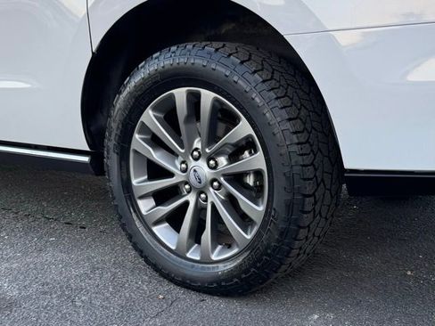 Used 2019 Ford Expedition Max Limited image 22