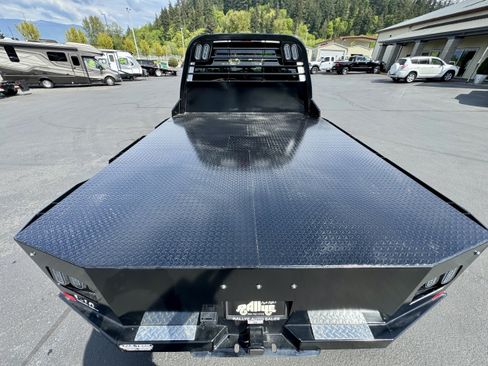 Used 2023 Ford F450 XLT w/ XLT Value Package AWD/4WD image 6
