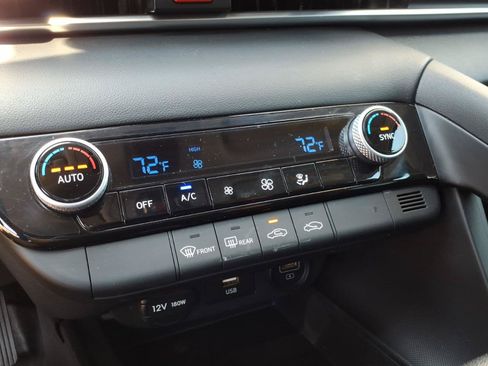 Certified 2023 Hyundai Elantra SEL FWD image 22