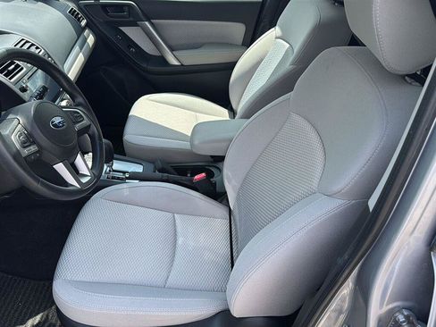 Used 2018 Subaru Forester 2.5i Premium w/ All-Weather Package AWD/4WD image 17