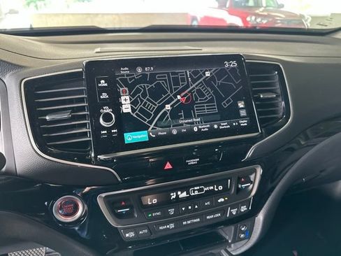 Used 2026 Honda Ridgeline Black Edition image 10