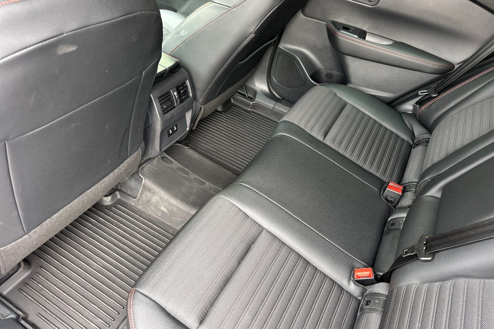 Used 2026 Nissan Rogue SV AWD/4WD image 13