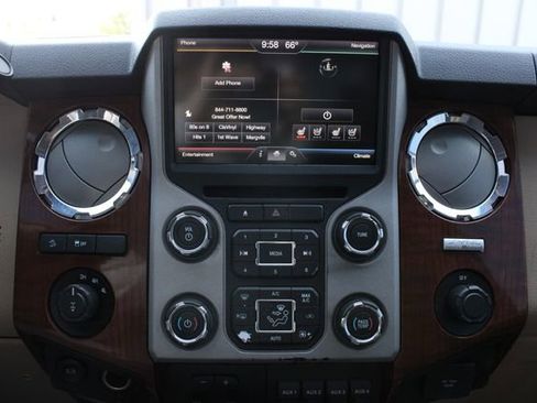 Used 2015 Ford F250 King Ranch w/ FX4 Off-Road Package AWD/4WD image 13