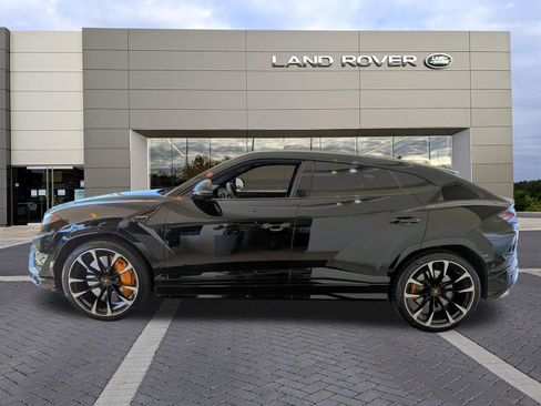 Used 2022 Lamborghini Urus AWD/4WD image 8