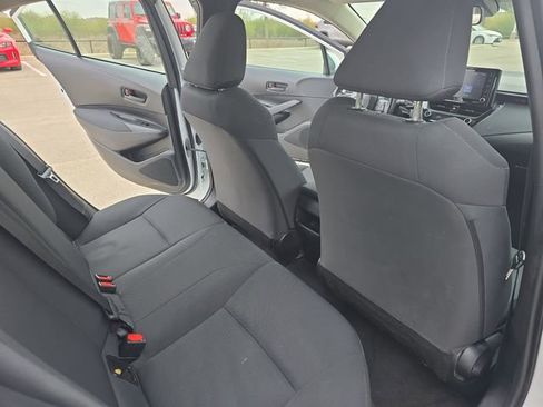 Used 2022 Toyota Corolla LE image 11