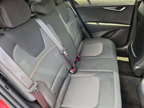Used 2025 Kia Niro LX FWD image 29