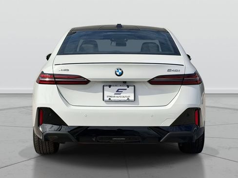 Used 2026 BMW 540i xDrive AWD/4WD image 7