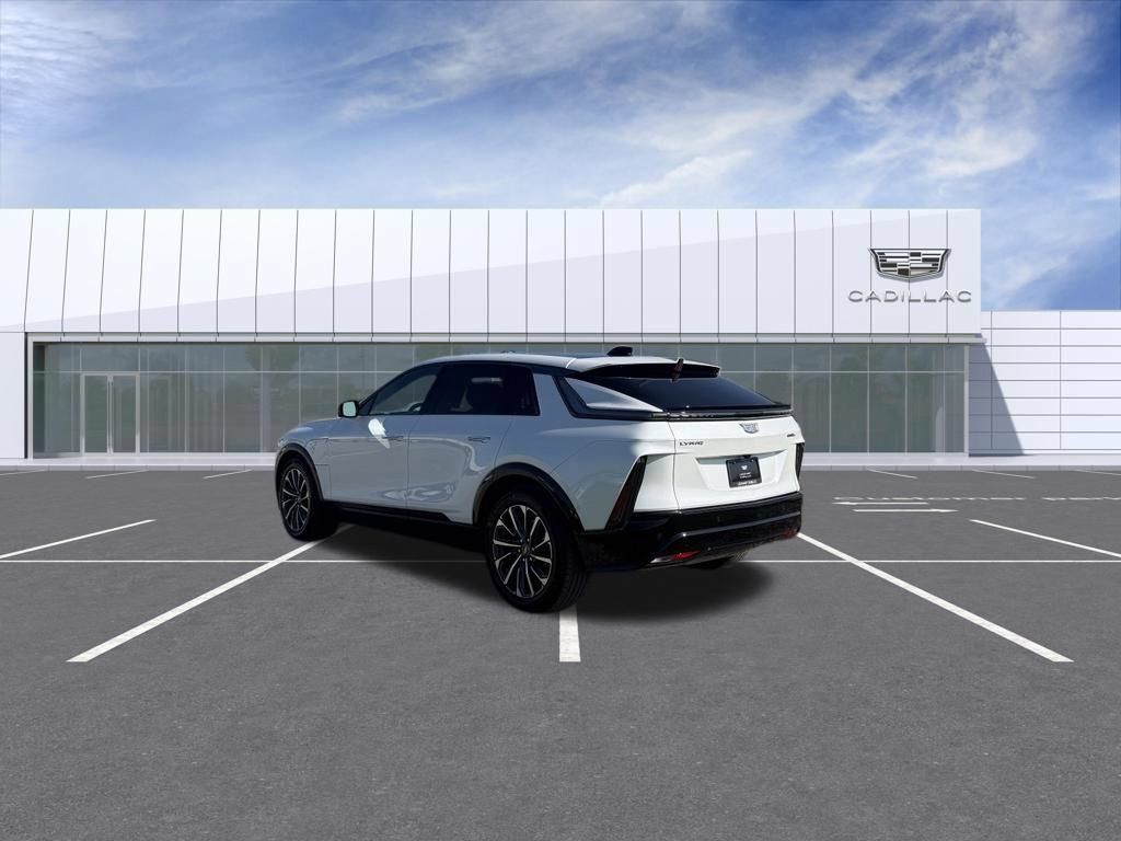 Certified 2024 Cadillac Lyriq Sport AWD/4WD image 4