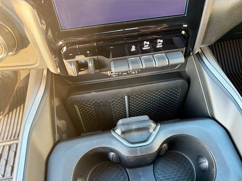 New 2026 RAM 1500 Big Horn AWD/4WD image 27