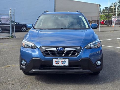 Used 2021 Subaru Crosstrek 2.0i Premium w/ Moonroof Package AWD/4WD image 3