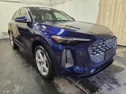 New 2025 Audi Q5 Premium Plus image 4