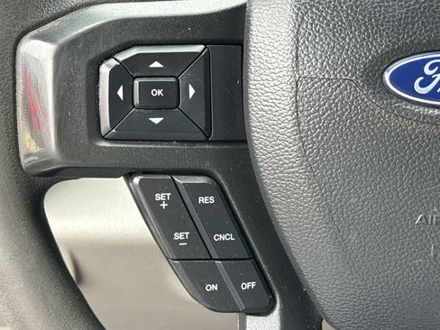 Used 2022 Ford F350 XLT w/ XLT Value Package image 17