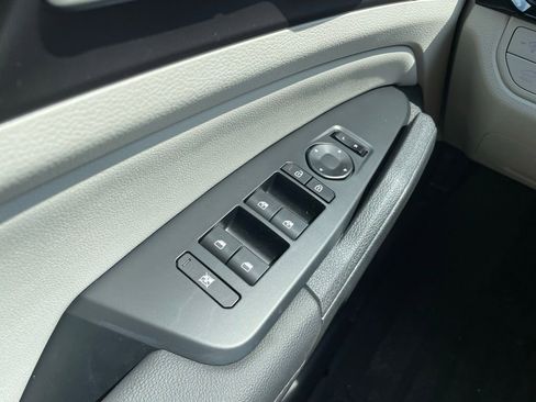 New 2026 Kia Sportage EX w/ EX Panorama Roof Package image 21