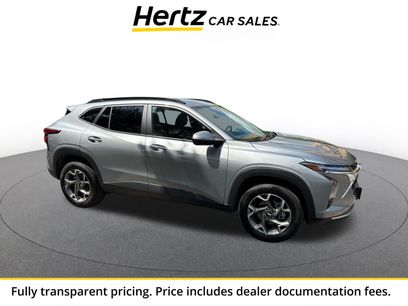 Used 2025 Chevrolet Trax LT