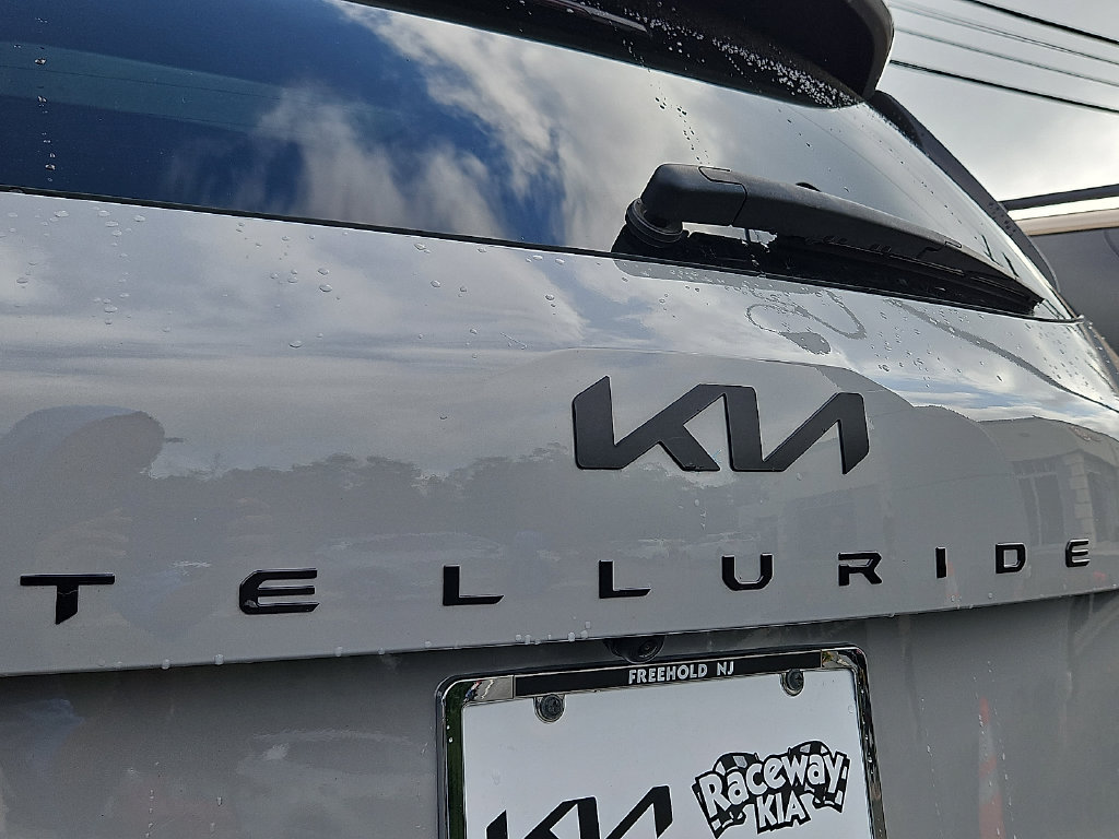 Certified 2025 Kia Telluride SX Prestige X-Line AWD/4WD image 31