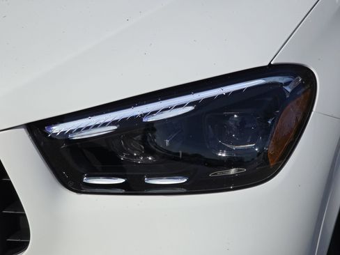 New 2026 Mercedes-Benz GLE 63 AMG S image 32