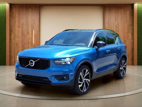 Used 2019 Volvo XC40 T5 R-Design AWD/4WD image 27