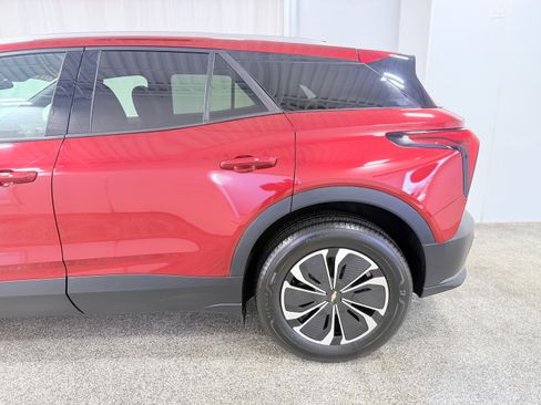 Used 2024 Chevrolet Blazer EV LT image 5