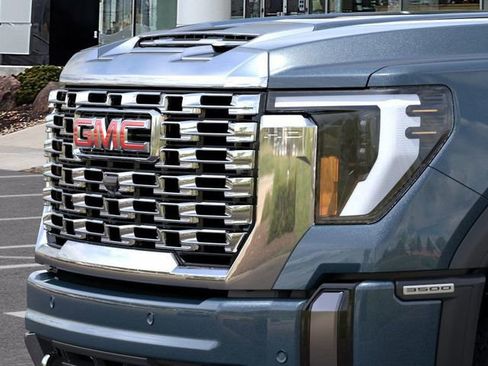 New 2026 GMC Sierra 3500 Denali image 13