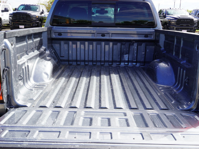 Used 2021 Chevrolet Colorado LT w/ LT Convenience Package RWD image 23