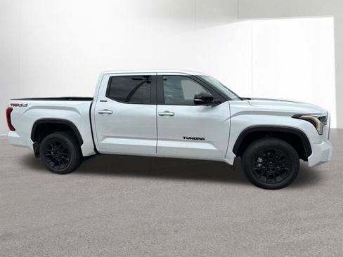Used 2025 Toyota Tundra Limited w/ TRD Off-Road Package AWD/4WD image 12