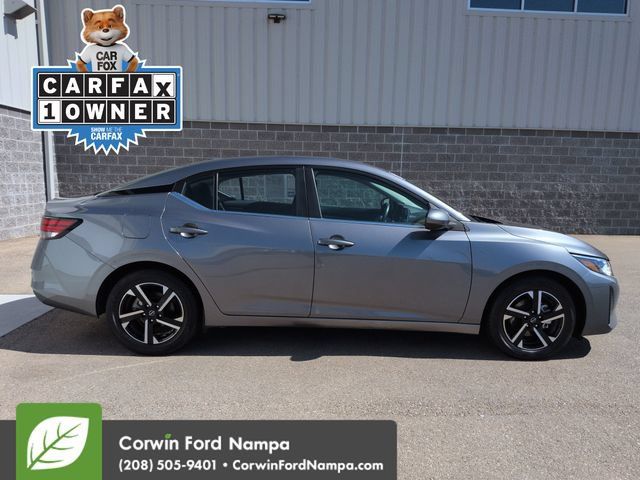 Used 2024 Nissan Sentra SV FWD image 2