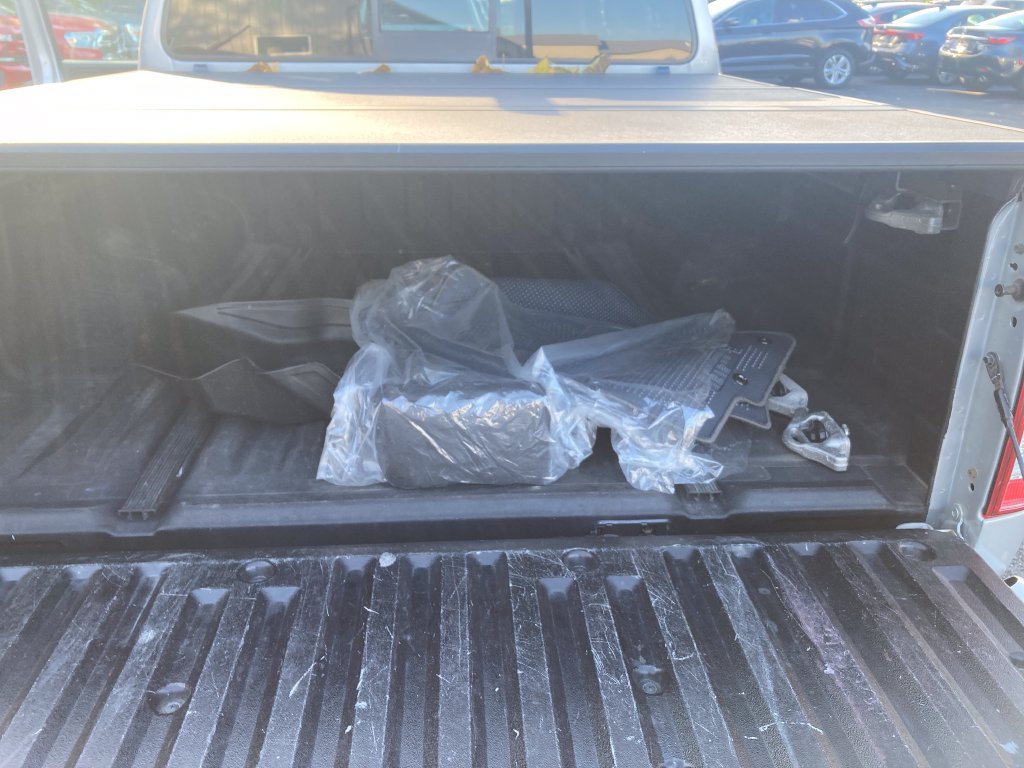 Used 2019 Nissan Frontier SL AWD/4WD image 30