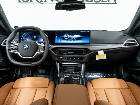 Used 2025 BMW 230i xDrive Coupe w/ Convenience Package image 15