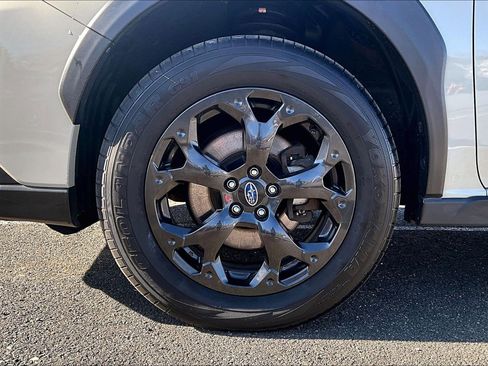 Used 2023 Subaru Crosstrek 2.0i Premium w/ Special Edition image 8