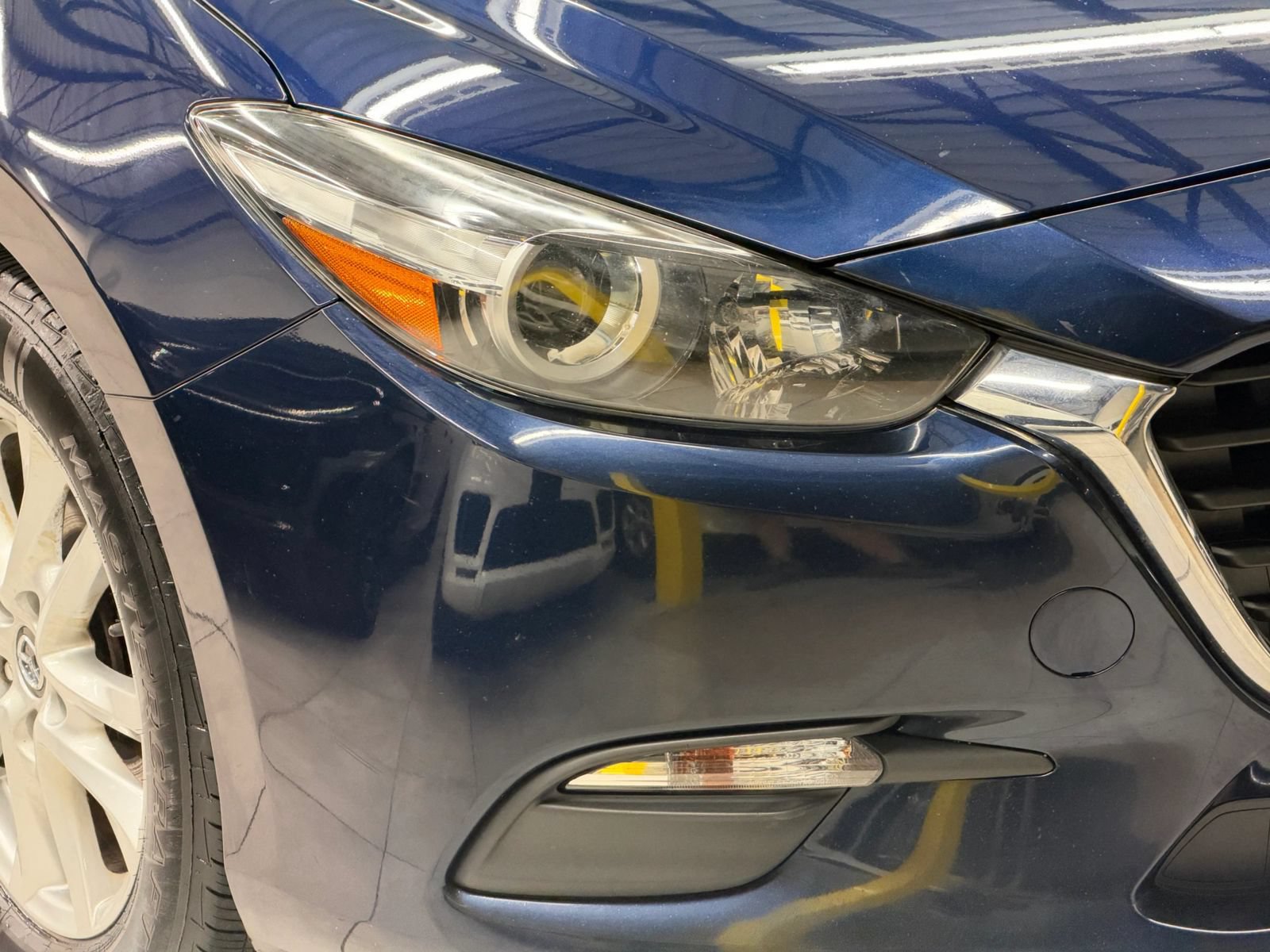 Used 2017 MAZDA MAZDA3 Sport FWD image 6